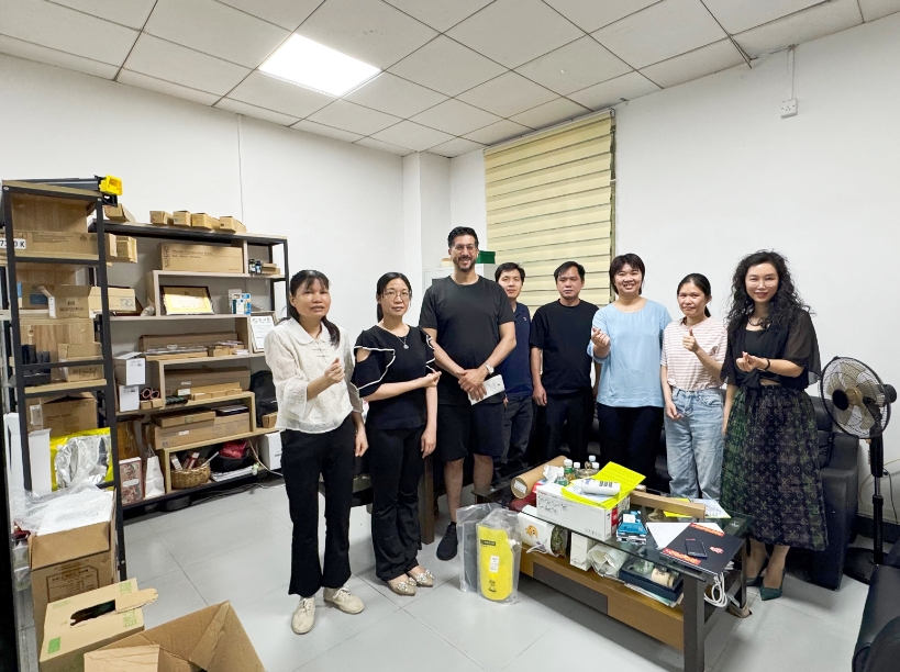 Moroccan Customers Visit Honhai Technology After the Canton Fair (1)